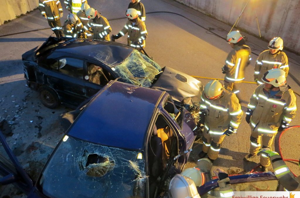 Monatsübung Mai „Verkehrsunfall“