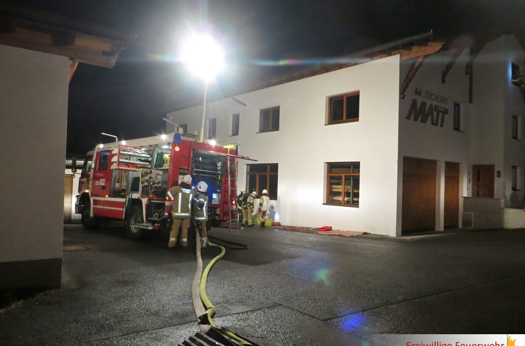 Monatsübung April „Brand Tischlerei“